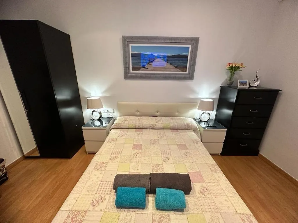 Bed & Breakfast Rooms In The Center Of Barcelona