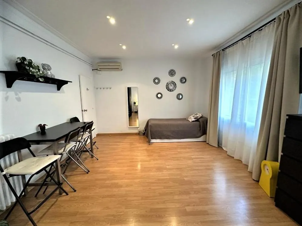Rooms In The Center Of Barselona