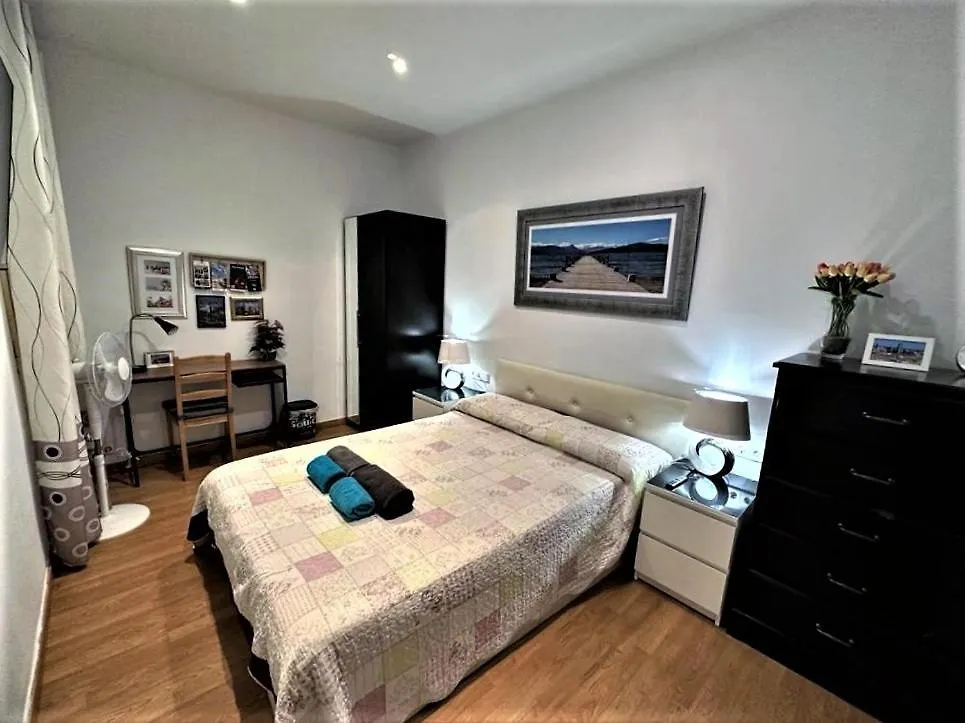 Rooms In The Center Of Barselona 0*,